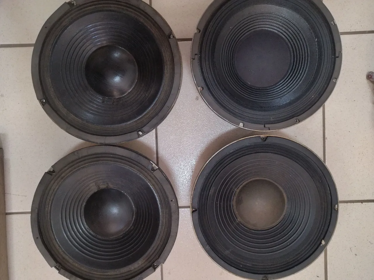 4 Alto Falantes - snake
