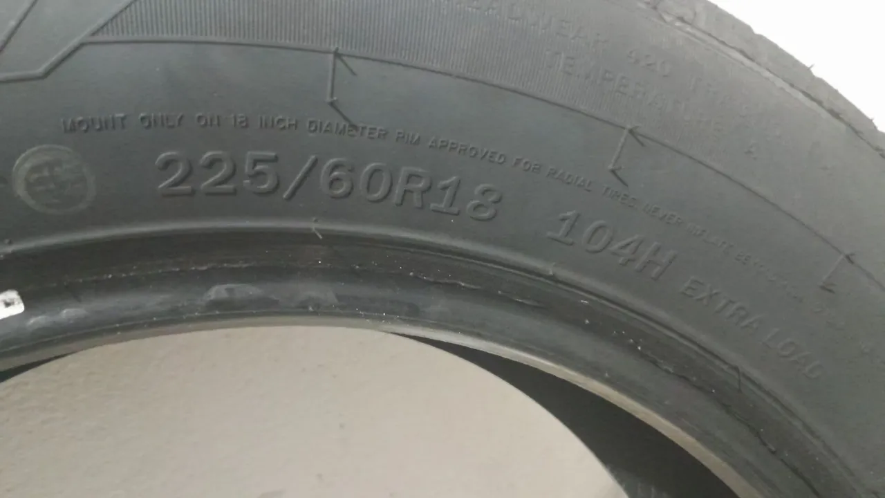 Pneu 225/60R18 104H EXTRA LOAD
