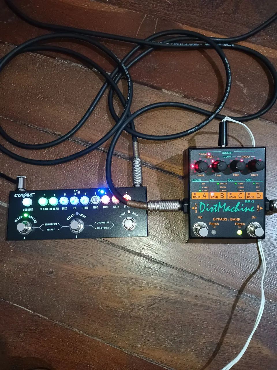 Pedal de Distorção AMT Dirt Machine DM-3 + PSA09 Free - Foto 2