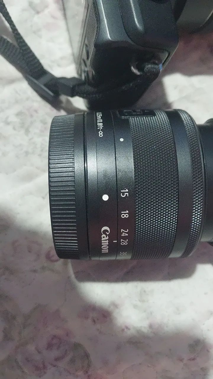 Câmera Canon EOS M200 + Lente - Foto 2