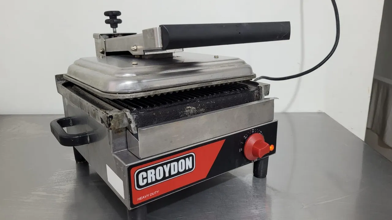 Chapa Grill para Sanduíches Croydon Heavy Duty