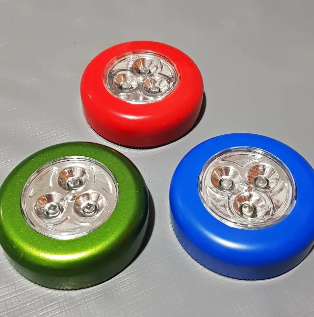 Kit 3 Lâmpadas Luminária p/ Guarda Roupa Armário