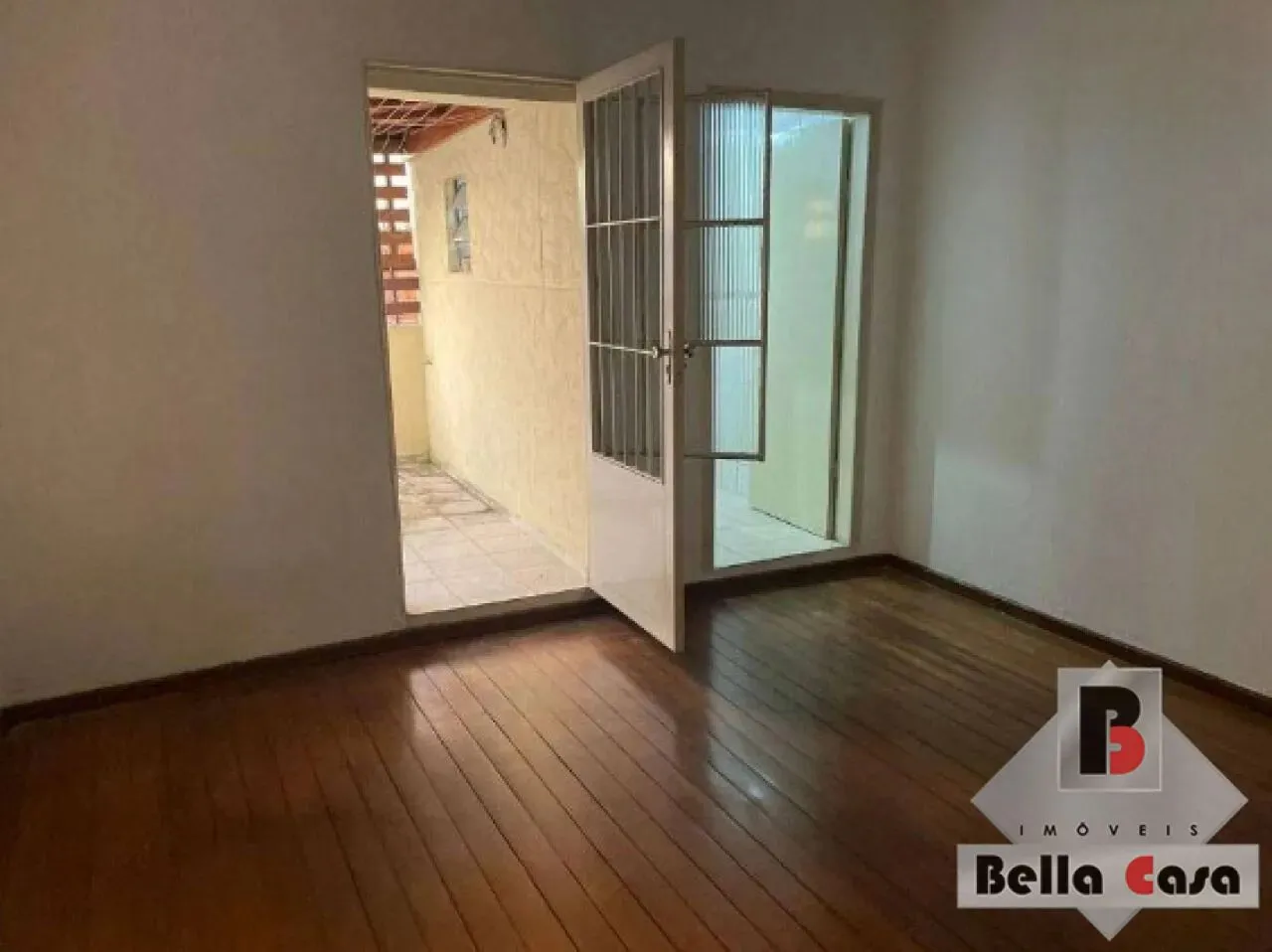 SOBRADO À VENDA NA VILA PRUDENTE COM 2 DORMITÓRIOS E 2 BANHEIROS NA RUA DO ORFANATO!