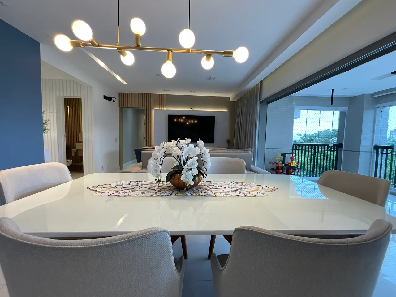 Reserva Inglesa London com 169m², 3 suítes, parcialmente mobiliado - Ponta Negra