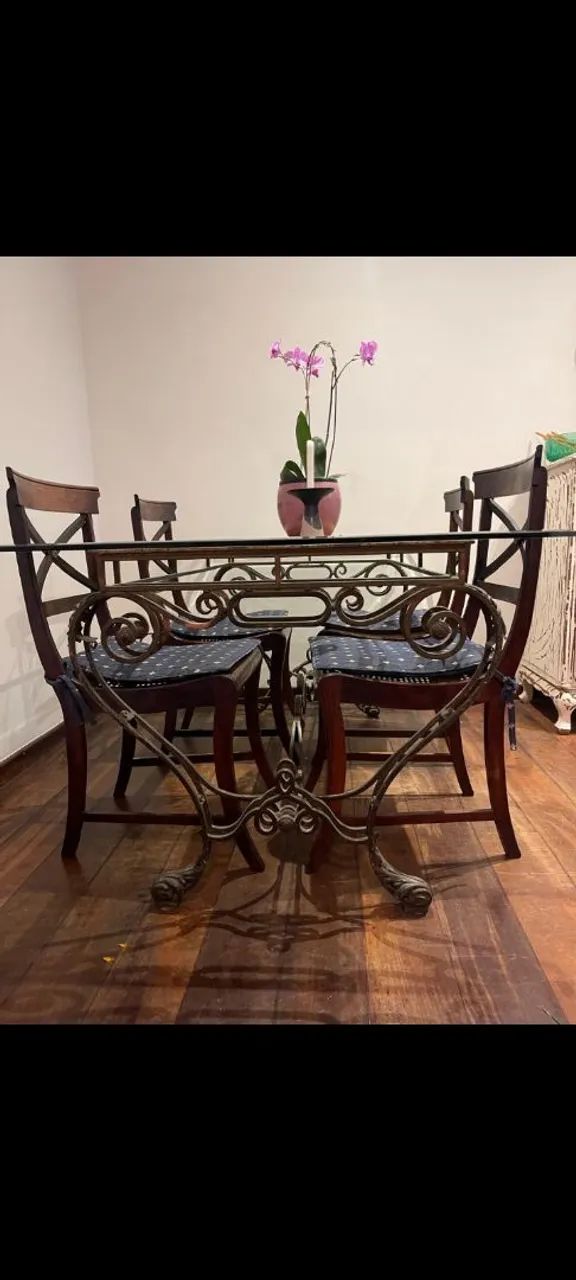 Mesa de jantar 4 lugares clássica com pé de ferro - Foto 3