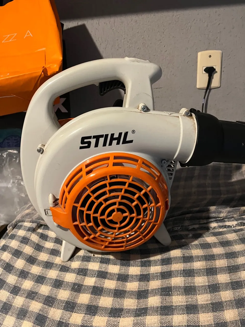 Soprador de Folhas Stihl BG 56