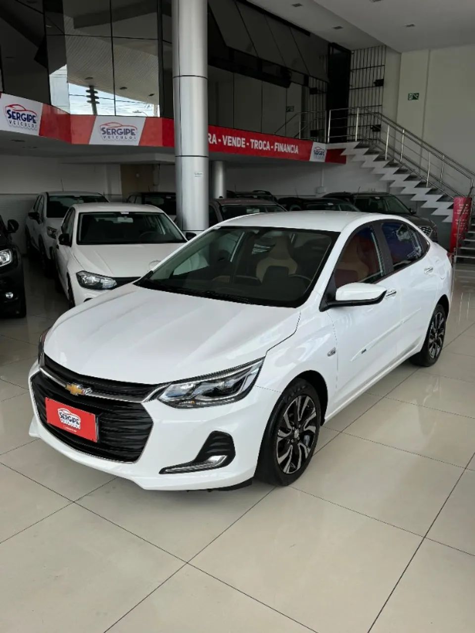 Onix Plus Premier 1.0 Turbo Aut 2023 - Troco e Financio - Foto 2