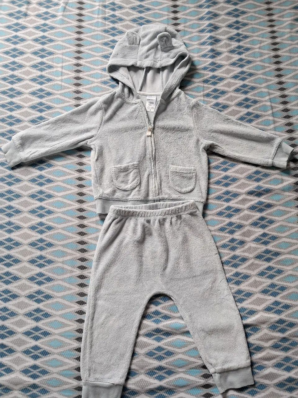 Conjunto de moletom Carter's 12m