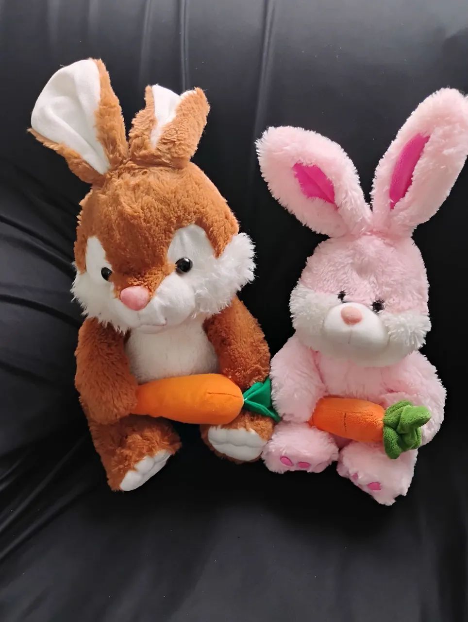 CASAL DE COELHOS DE PELUCIA - Foto 2
