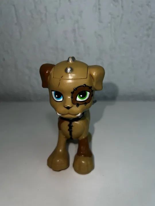 Boneco Cachorro Monster High