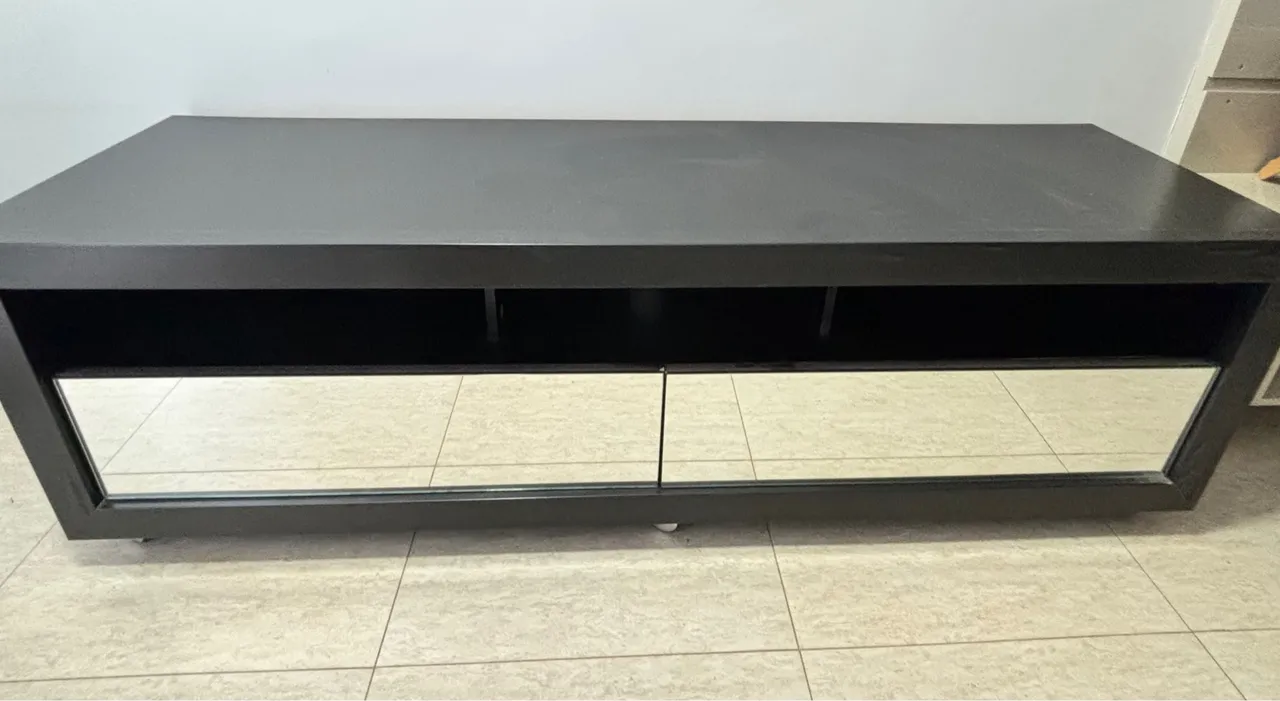 Rack de TV com Espelhos (Tok&Stok)
