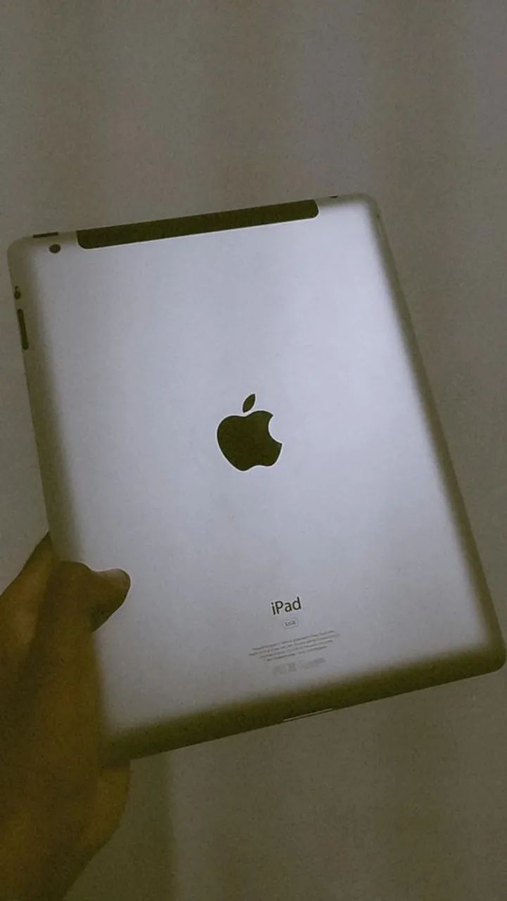 Ipad 2 32GB - vendo ou troco por celular!