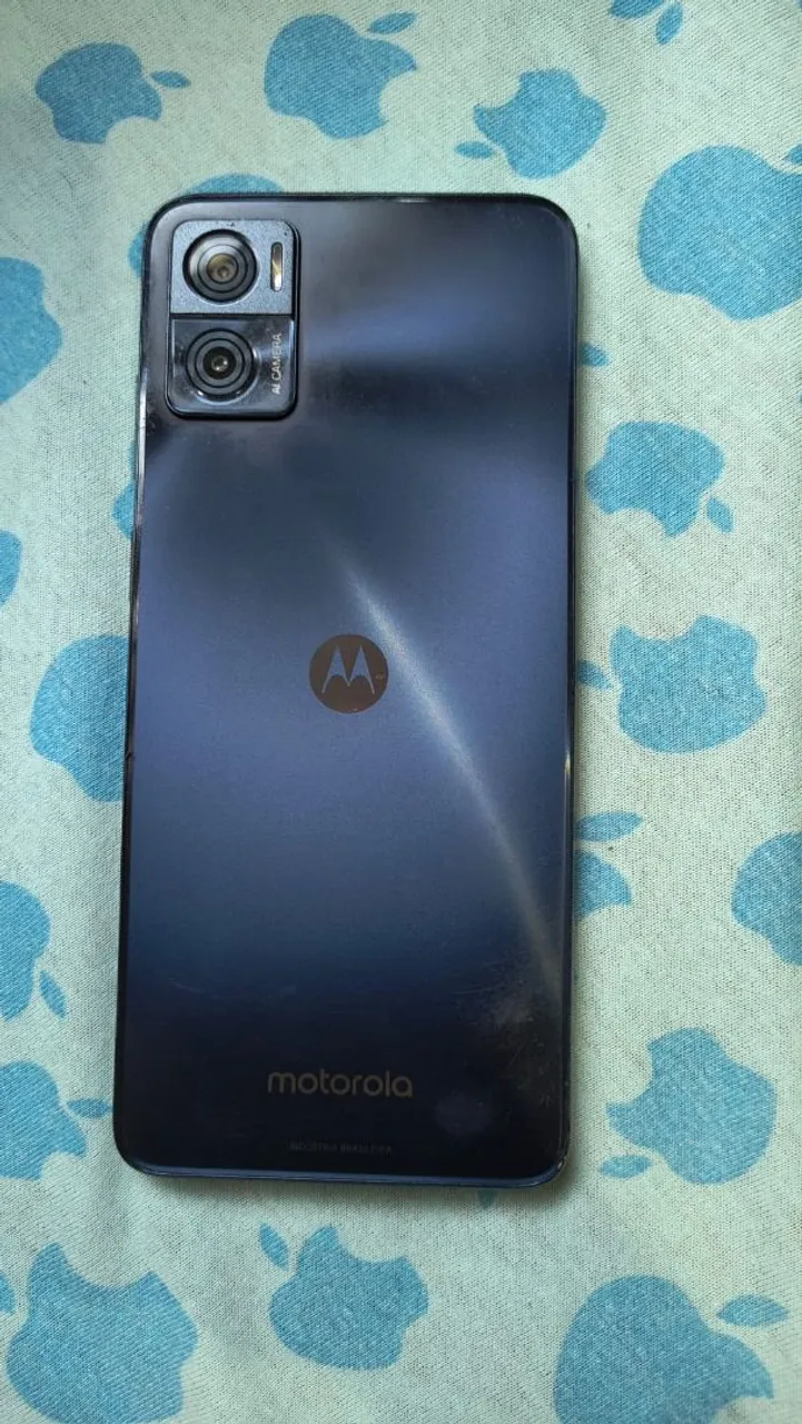 Moto E22