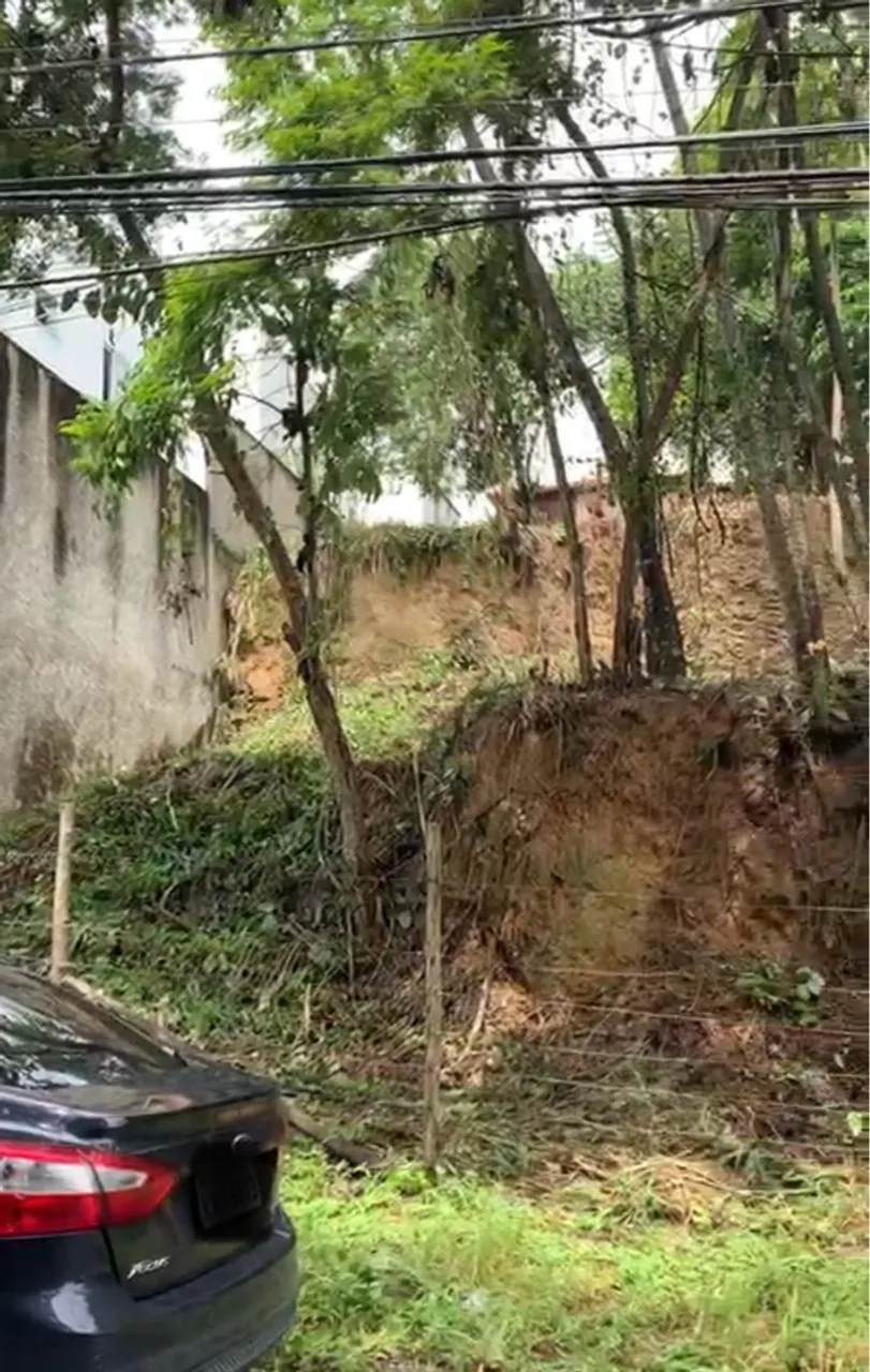 Terreno c terraplanagem em platôs e topografia já realizada !