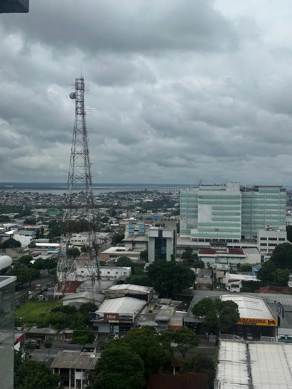 Residencial Everest/ apto venda/ Praça 14/ 9 8 1 6 5 - 2 7 1 5