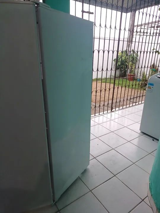 Geladeira esmaltec degelo 280lts  - Foto 5