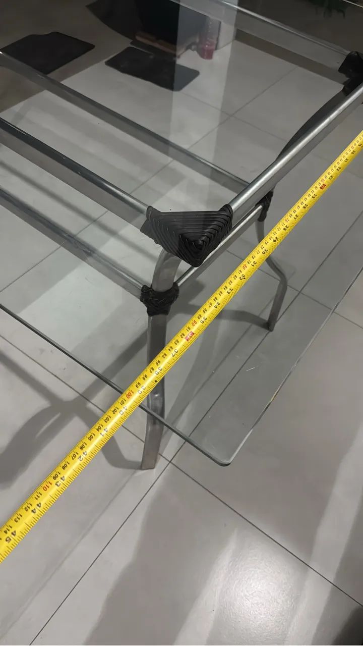 Selling Aluminum Table with Glass Top64739713847683123