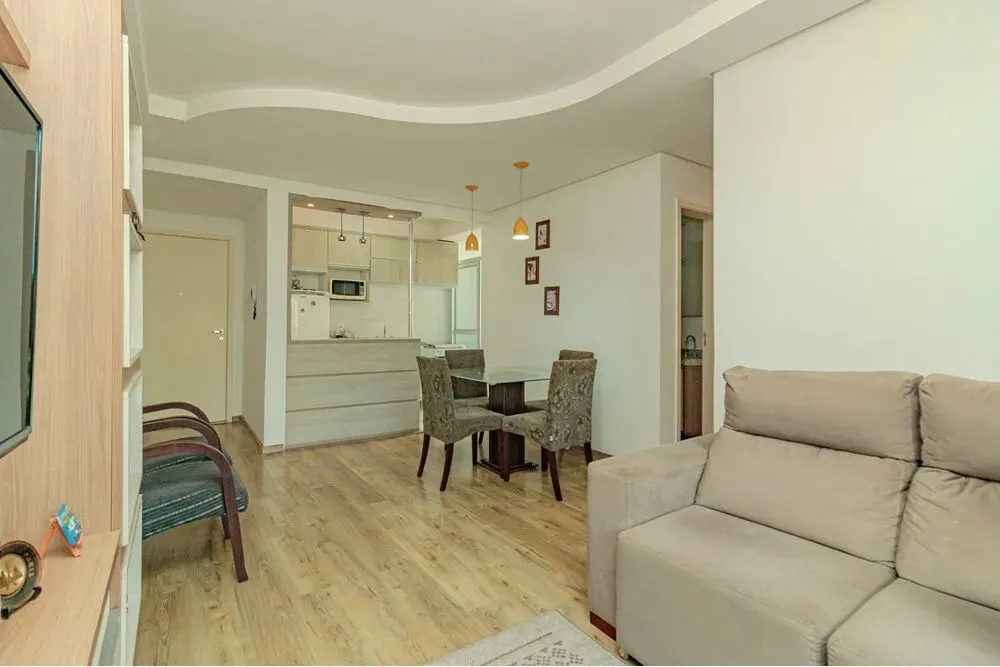 Apartamento de 72.0m² no bairro Teresópolis, com 3