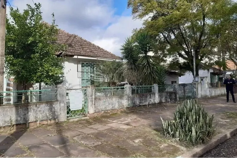 Terreno/Lote Residencial de 915.0m² no bairro Part