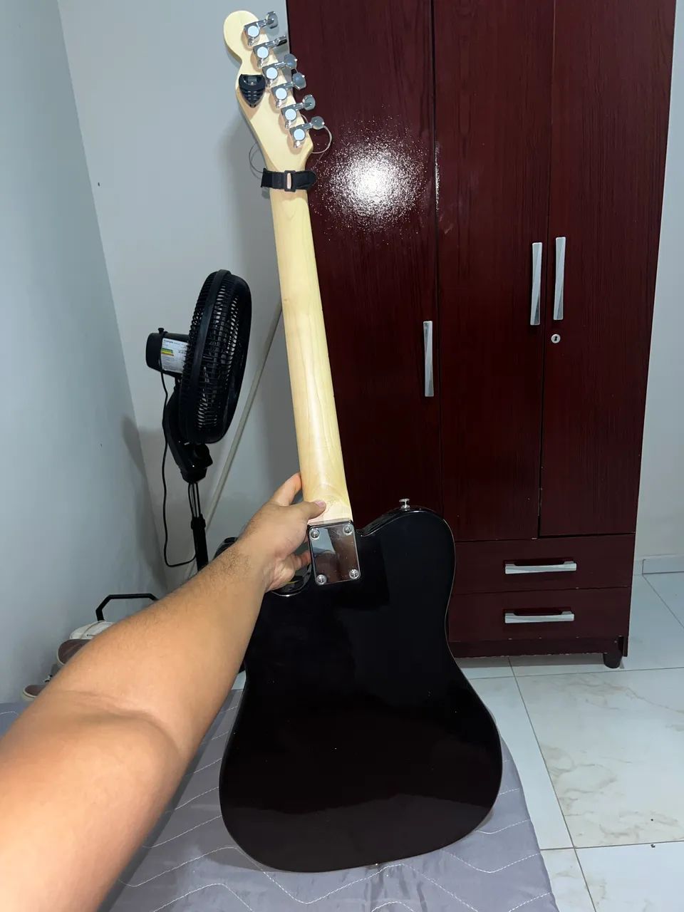 Guitarra stratocaster64288117969538124