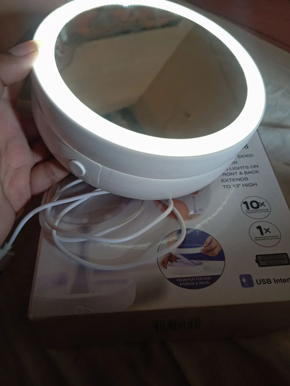 Espelho de Maquiagem com Iluminação LED - Novo