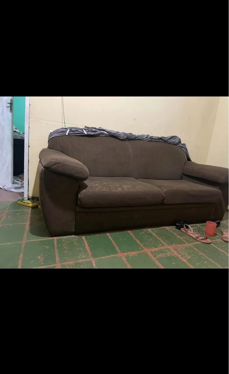 Sofá semi novo