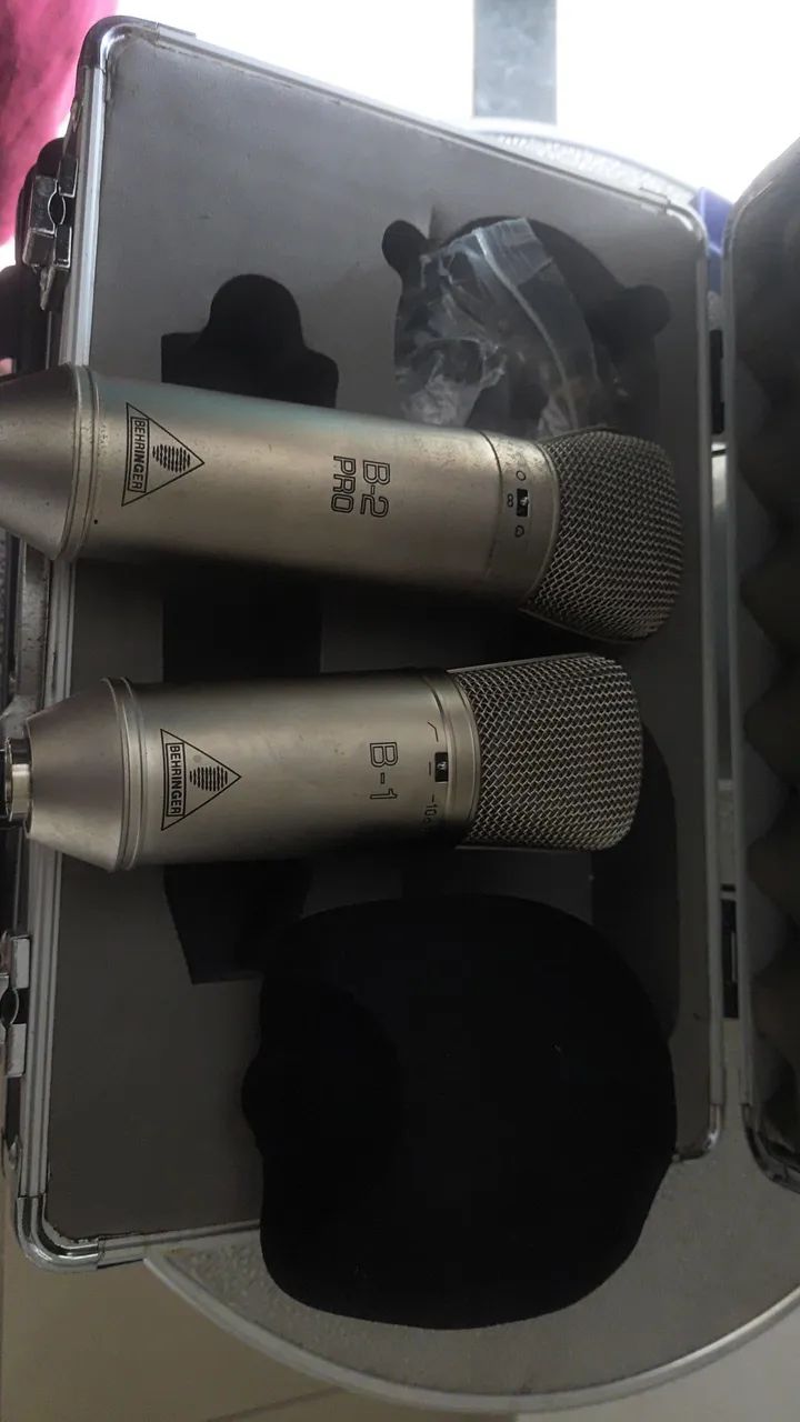 MICROFONES BEHRINGER B1 E B2 PRO