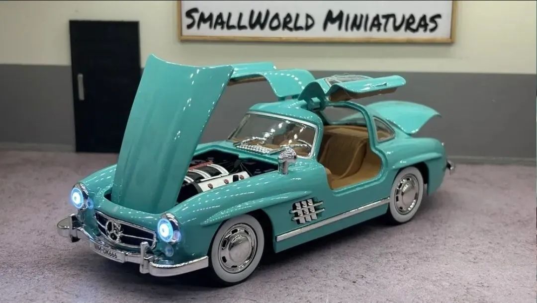 Miniatura Mercedes-Benz 300 SL Coupé 1954 - 1:24 - Hobbies e