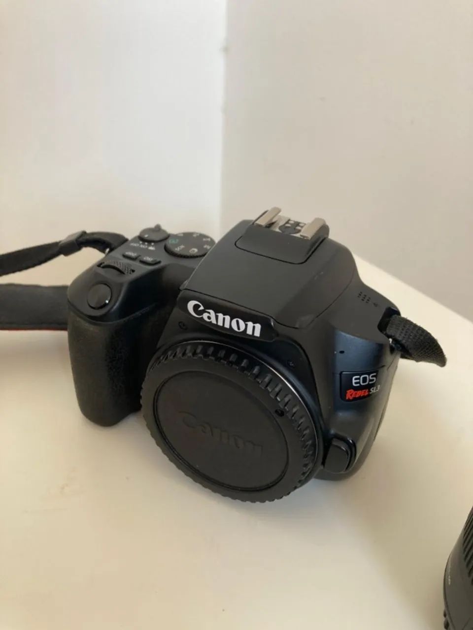 digital camera420252101756866560