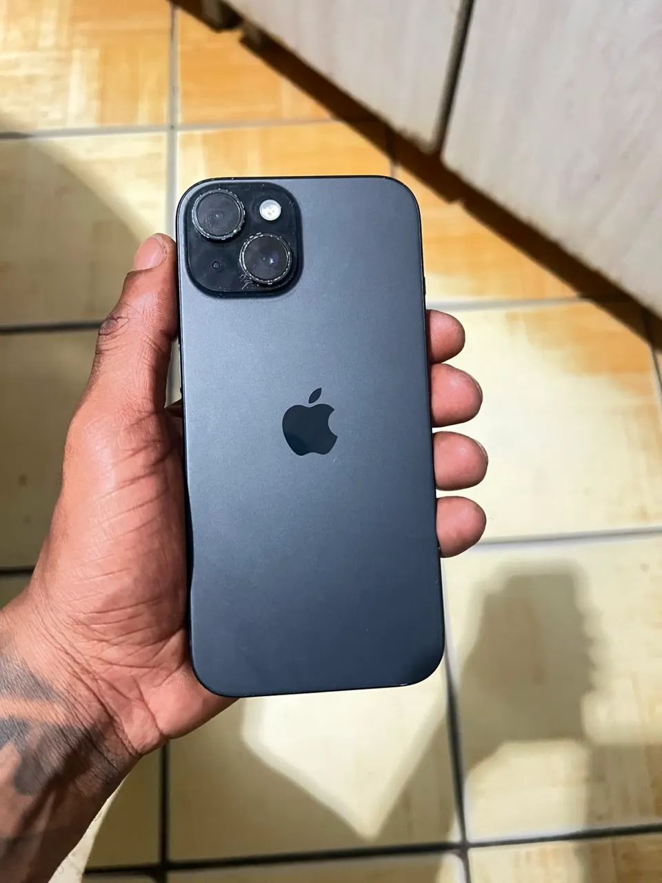 Vende se iPhone 15 - Foto 3
