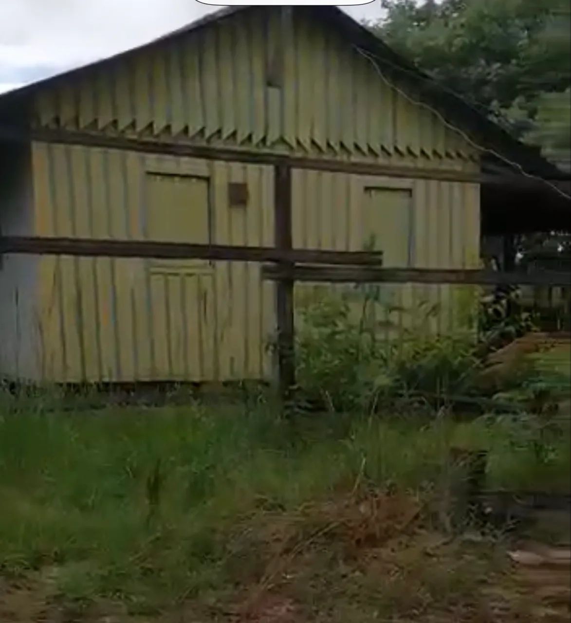 Vende -se sítio na estrada da penal fundo com a vila Cavalcante 