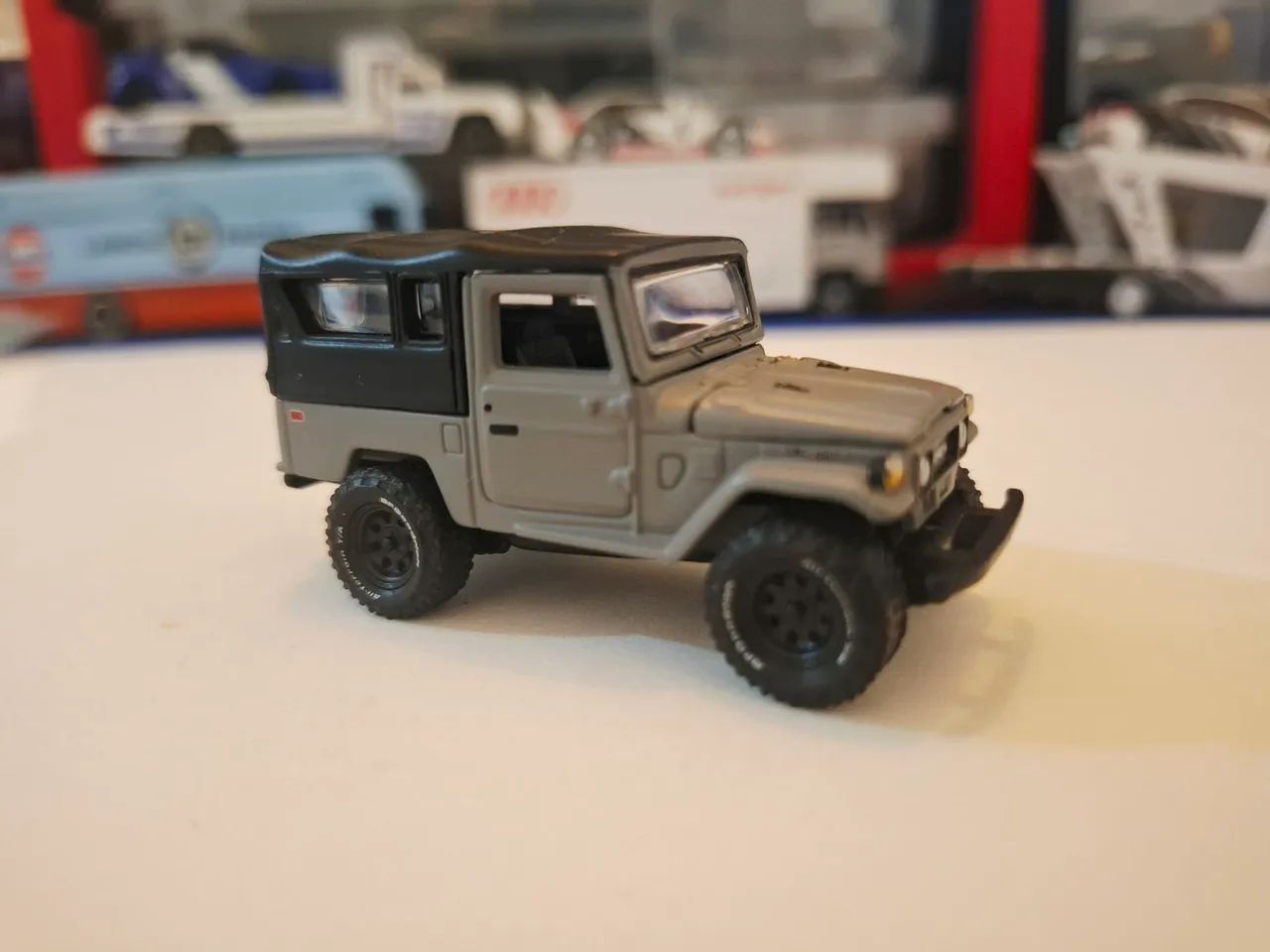 Miniatura Toyota Land Cruiser Cinza, Top!!!