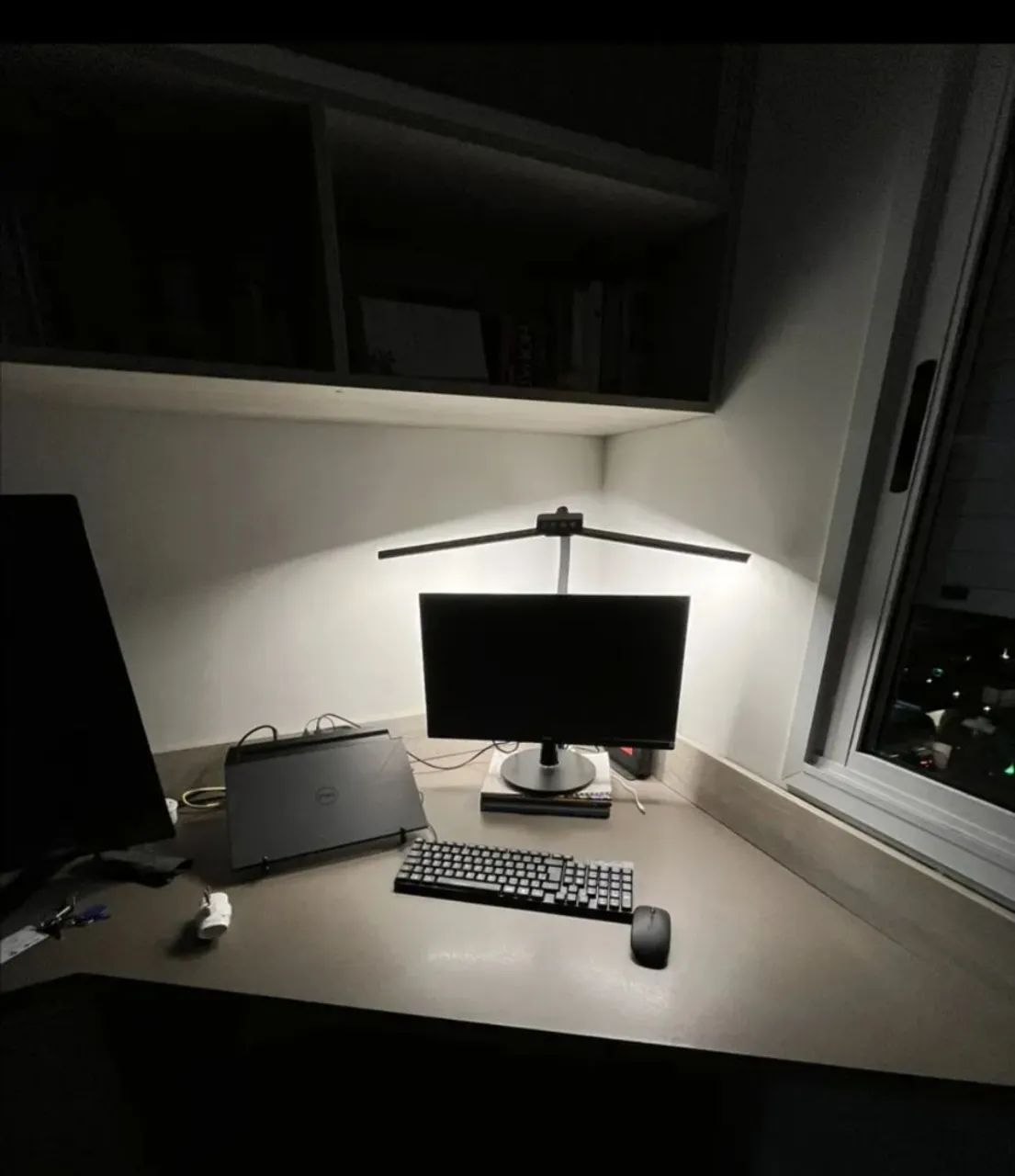 Luminária de Mesa LED Qfun J03 - Dupla Cabeça, Flexível e Regulável  - Foto 2