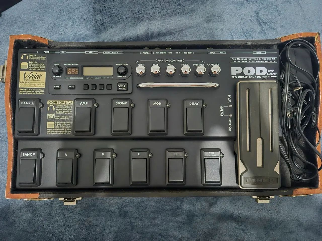 Line 6 POD XT Live com hard case - Instrumentos musicais - Setor