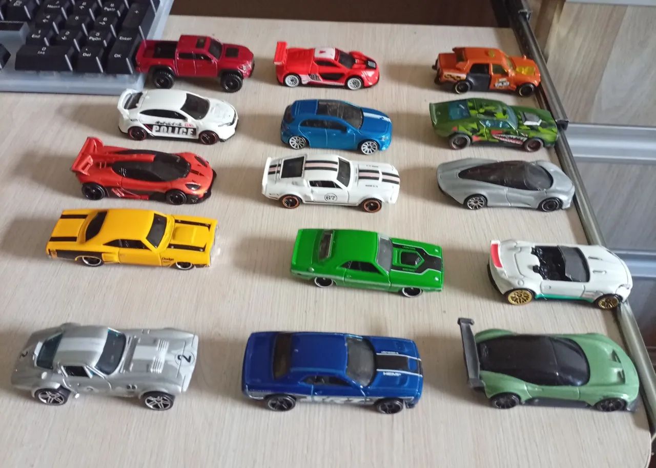 Carrinhos hotwheels