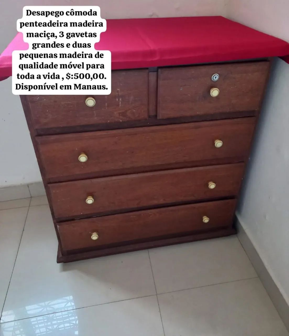 Cômoda penteadeira .