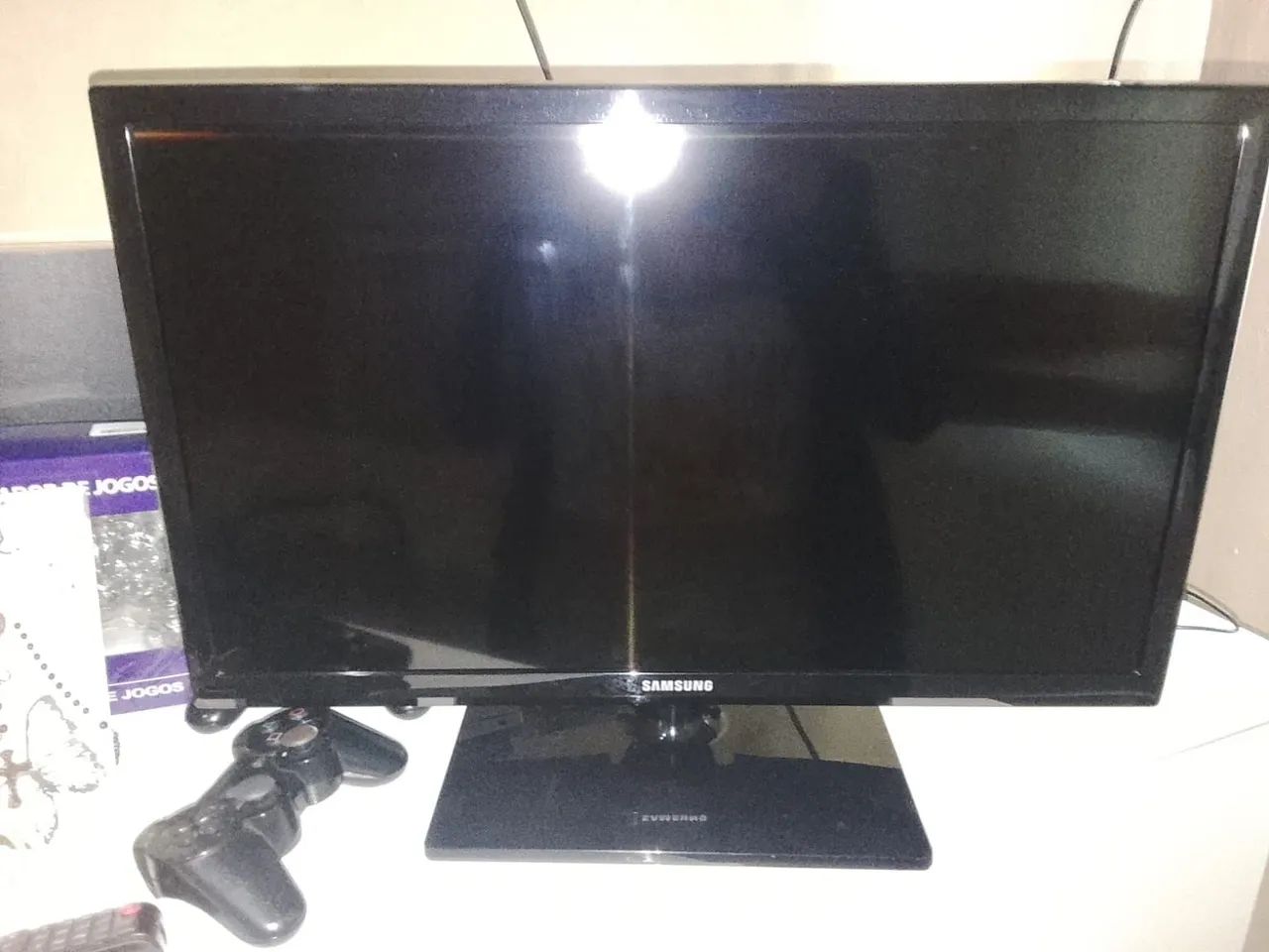 Vendo tv Samsung 300 não e smart