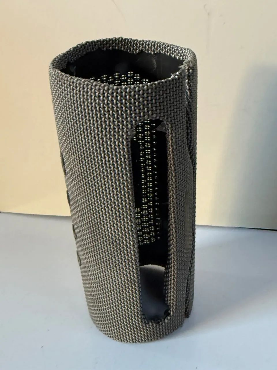 Capa Externa Jbl Flip 6 Cor Cinza (Usado) - Foto 4