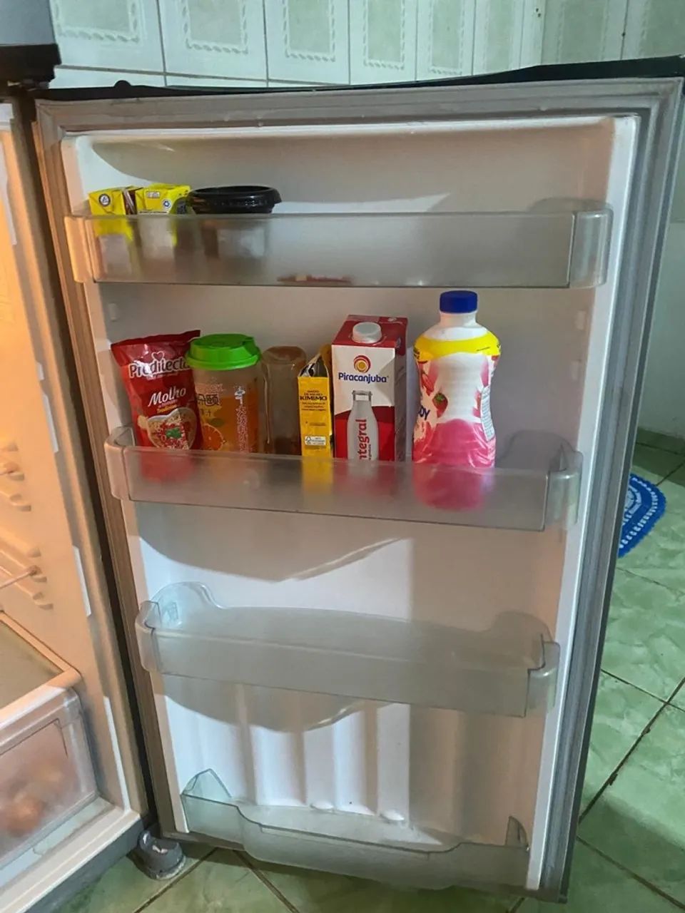 Geladeira semi nova  - Foto 2