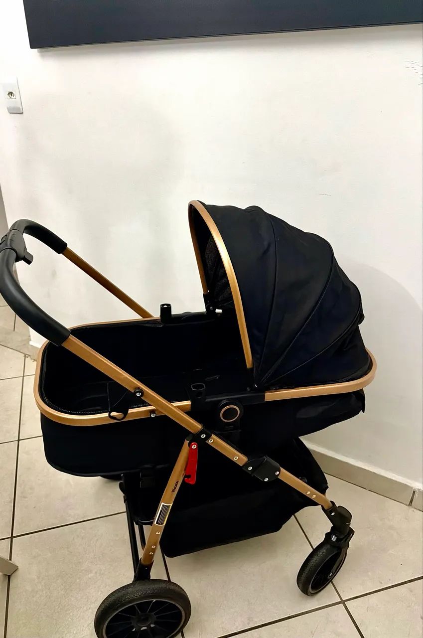 Carrinho de bebê e bebê conforto  - Foto 3