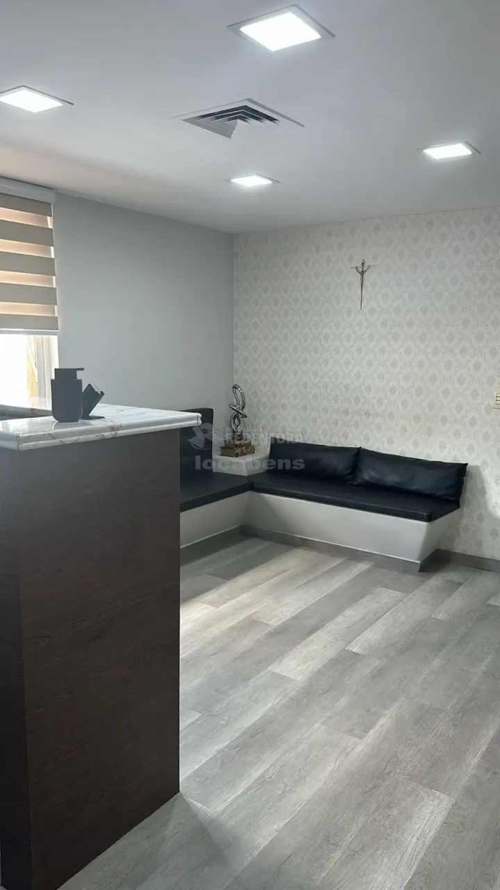 Sala comercial com 100 m² e 01 vaga de garagem no Centro - Foto 3