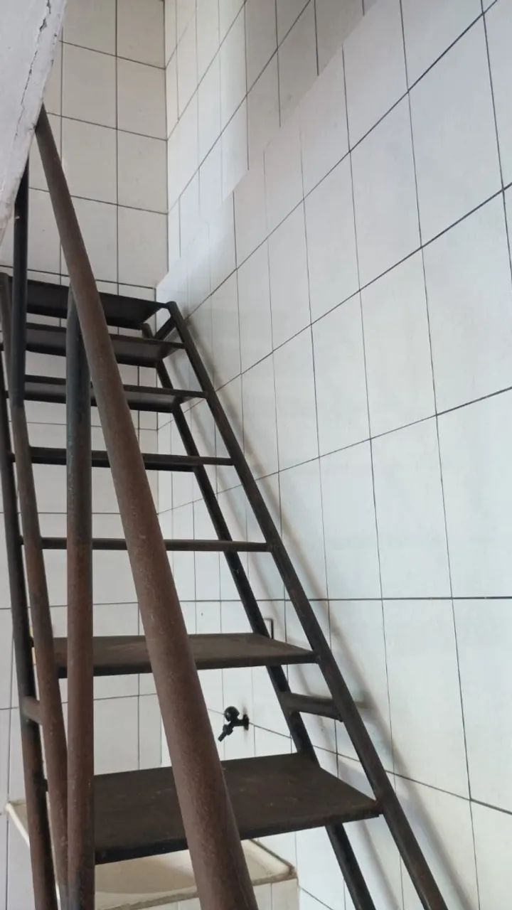 PONTO COMERCIAL - ALUGA-SE - Foto 3