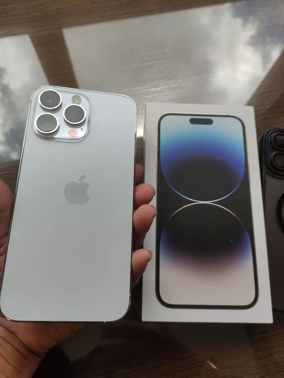 iPhone 14 Pro Max シルバー iPhone 14 Pro Max 1TB SILVER (seminovo) – LS
