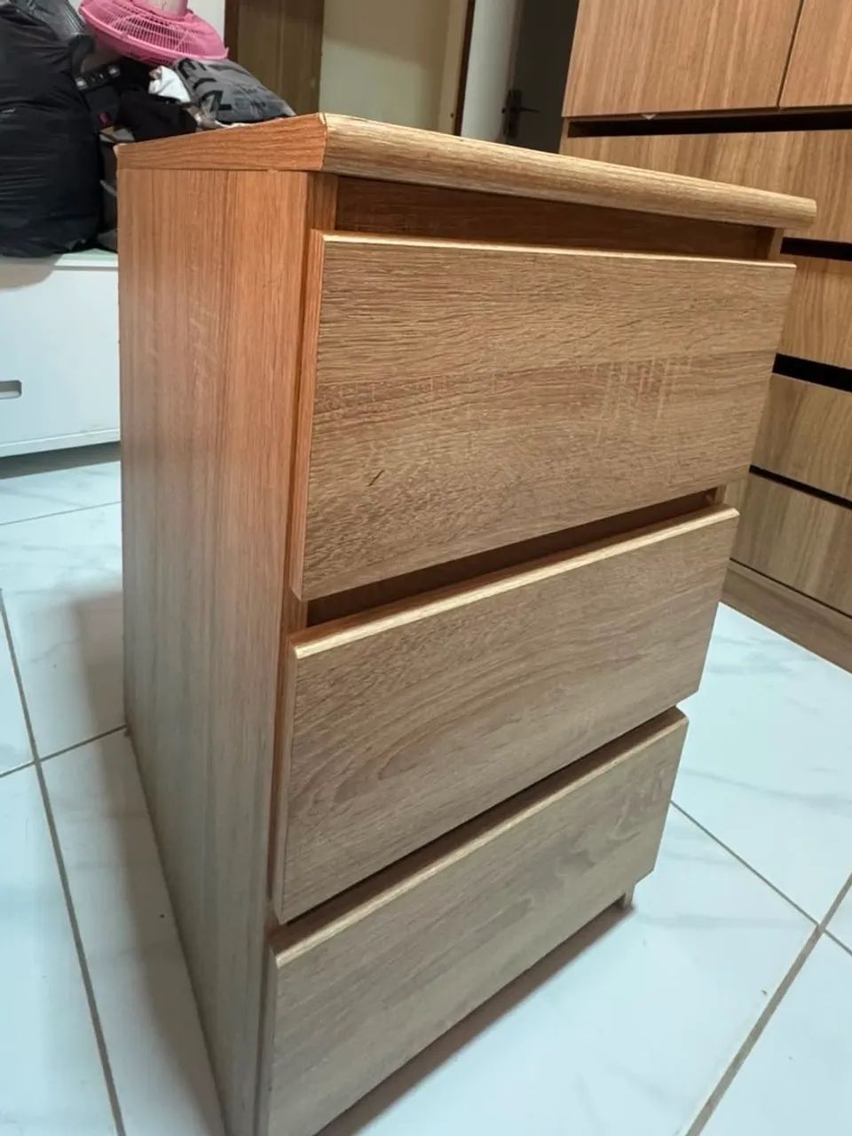 Cômoda 3 Gavetas em MDF - Ótimo Estado - Foto 2