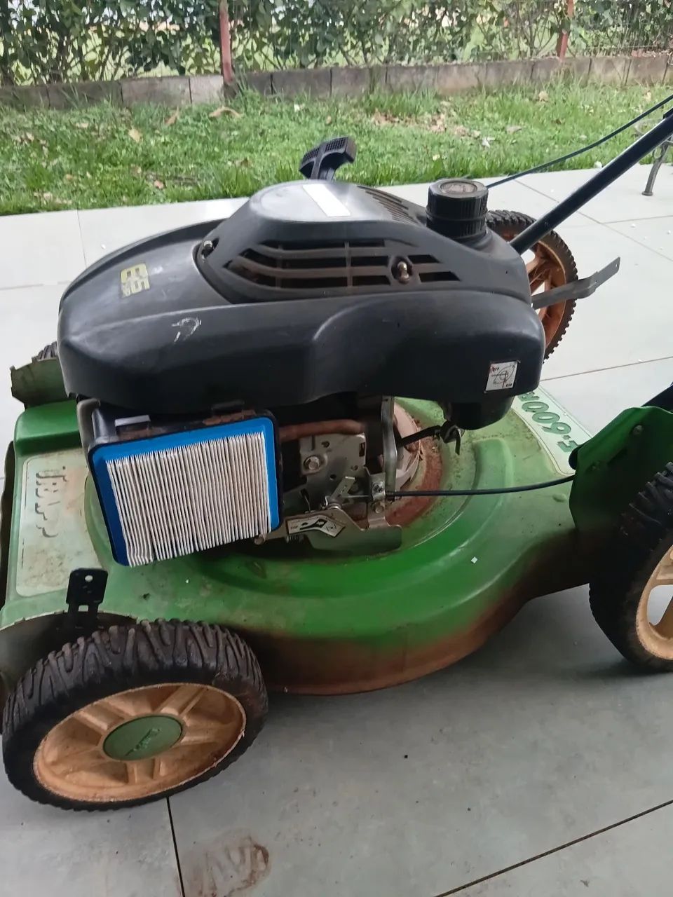MÁQUINA DE PODAR GRAMA 6.5 HP  - Foto 2
