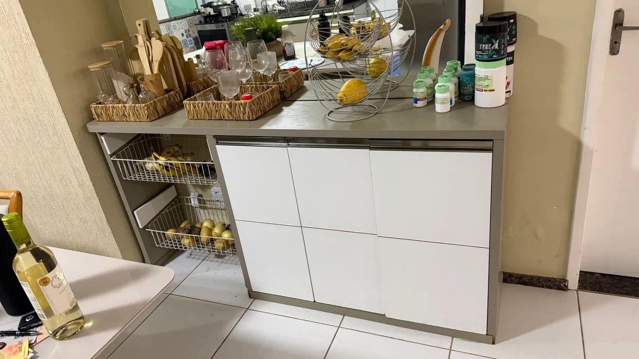 Aparador/Balcão Moderno Planejado - Excelente Estado - Foto 4