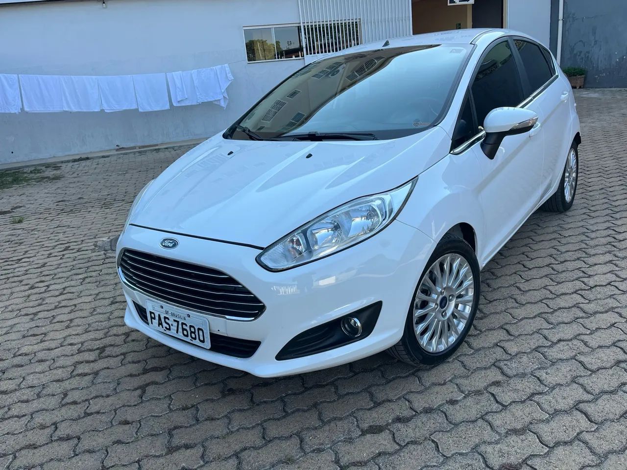 Ford Fiesta Fiesta TIT./TIT.Plus 1.6 16V Flex Aut. 2017