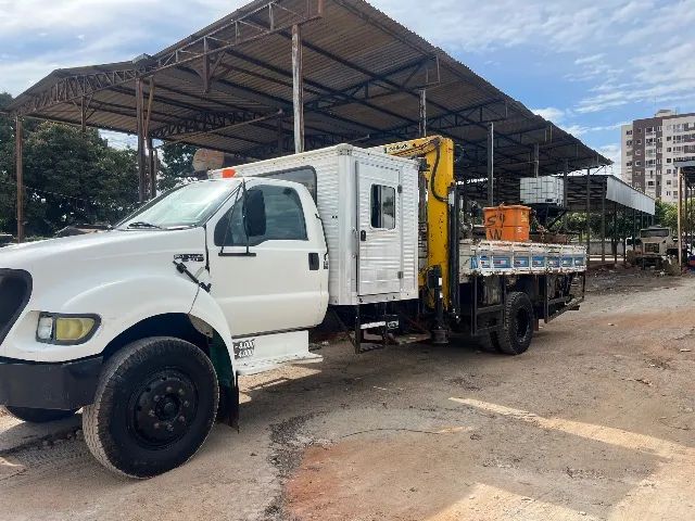 ? Precisando de caminhão Munck para içamento, carga, descarga e transporte de equipamento - Foto 3