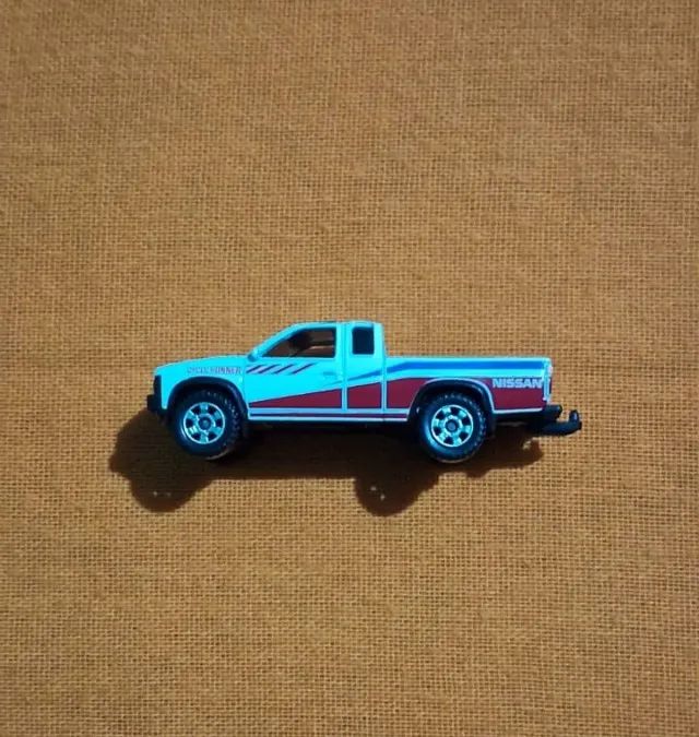 Matchbox - 1995 Nissan Hardbody - Foto 2