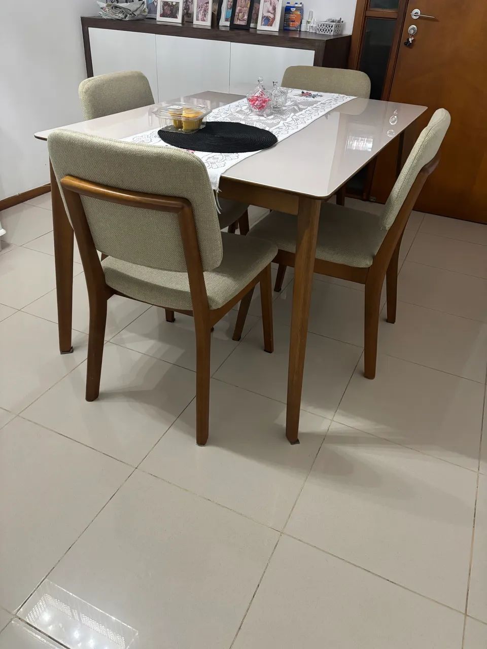 Mesa Madeira 4 lugares  - Foto 4